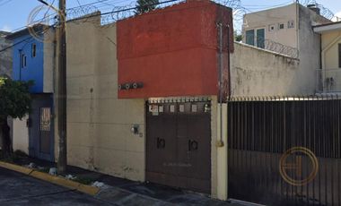 CASA A LA VENTA EN COLONIA TARIANES, JIUTEPEC, MORELOS, A 15 MINUTOS DE GALERIAS CUERNAVACA..