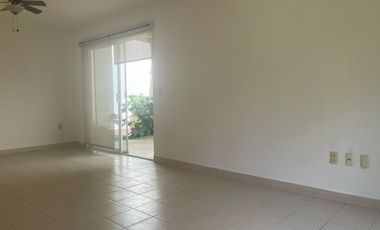 Casa en condominio en venta en Calle Mexico, colonia Tres de Mayo, Emiliano Zapata