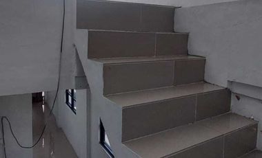 RUMAH BARU 3,5 LANTAI MODEL MINIMALIS LOKASI TANAH SEREAL JAK BAR
