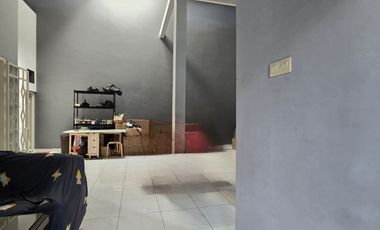 Rumah siap pakai di Tanah mas Semarang Barat tidak banjir