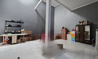 Rumah siap pakai di Tanah mas Semarang Barat tidak banjir