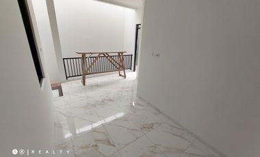 RUMAH BARU MINIMALIS DI CIGADUNG DAGO BANDUNG Strategis Harga Nego