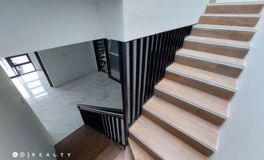 RUMAH BARU MINIMALIS DI CIGADUNG DAGO BANDUNG Strategis Harga Nego