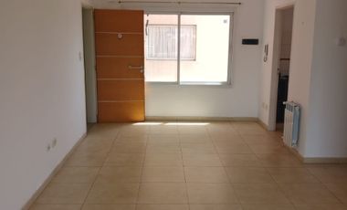 Departamento en alquiler en Moron Sur