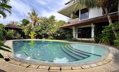 DIJUAL VILLA MEWAH CIUNG WANARA 2 LANTAI KAWASAN ELIT RENON BALI