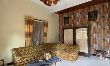 Rumah Hook Terawat Bangunan Kokoh di Sawojajar Malang