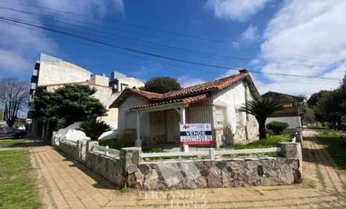 Chalet en venta en Bernal Centro