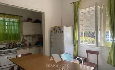 Chalet en venta en Bernal Centro