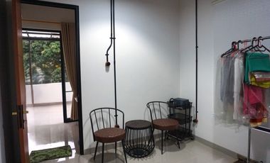 DISEWAKAN WORKING SPACE DALAM KOMPLEK PURI CINERE