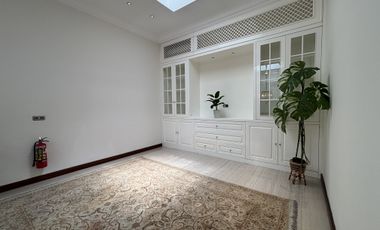 FOR RENT TOWNHOUSE BANGKA KEMANG JAKARTA SELATAN