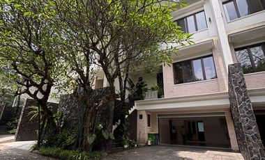 FOR RENT TOWNHOUSE BANGKA KEMANG JAKARTA SELATAN