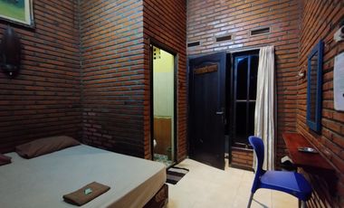 Jual Hotel Lokasi Stategis di Mojoroto Kediri, 15 Mnt ke Bandara Dhoho