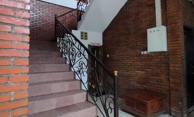 Jual Hotel Lokasi Stategis di Mojoroto Kediri, 15 Mnt ke Bandara Dhoho