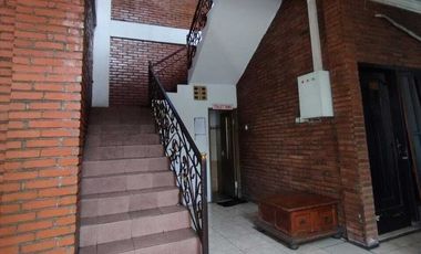 Jual Hotel Lokasi Stategis di Mojoroto Kediri, 15 Mnt ke Bandara Dhoho