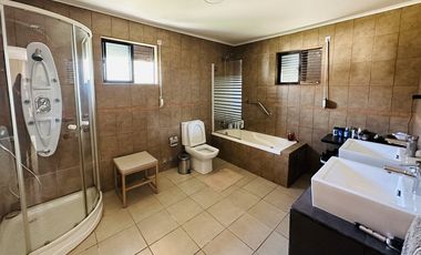 Casa en venta en PEÑAFLOR