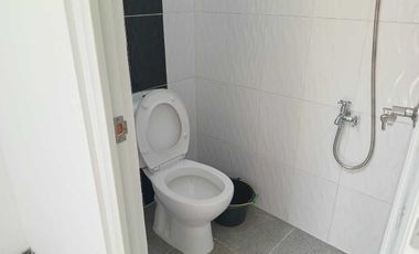 JUAL SEGERA RUMAH ASRI POSISI HOOK DI SENOPATI ESTATE