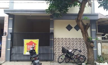 Rumah Bagus 2 lantai, Perum Griya Permata Gedangan, Sidoarjo