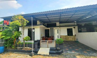 Rumah Mewah Murah di Perumahan Cluster Woltermonginsidi Pedurun