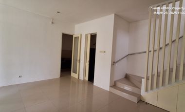 Wiyung. Royal Residence, siap huni. Murah