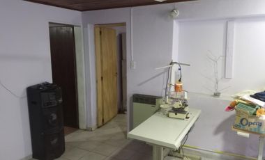 Casa en venta - 3 Dormitorios 2 Baños - 491Mts2 - Carmen de Areco