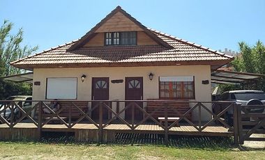 Casa en venta - 2 Ambientes 2 Baños - Cocheras - Parque Lago, Mar de Cobo