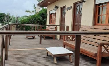 Casa en venta - 2 Ambientes 2 Baños - Cocheras - Parque Lago, Mar de Cobo