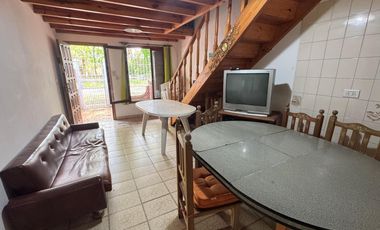 VENTA CASA COSTA AZUL 4 AMBIENTES A 5 CUADRAS DEL MAR