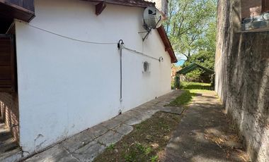 VENTA CASA COSTA AZUL 4 AMBIENTES A 5 CUADRAS DEL MAR