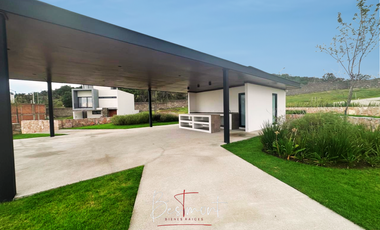 Venta de terreno en Fraccionamiento Sauco, Haras del Bosque