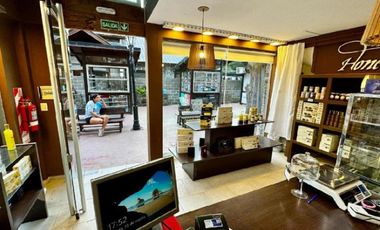 Locales en venta - 4 Unidades Funcionales - 144Mts2 - Costa del Este