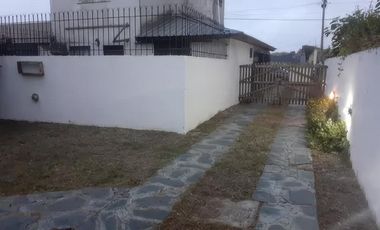 Departamento en venta - 3 Dormitorios 2 Baños - Cochera - 228Mts2 - Las Toninas