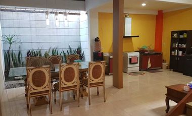 Dijual Rumah Cantik Full Furnished Lokasi Strategis Setiabudi Bandung