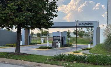 "Casa Nueva con Toque de Distinción  Vive el Lujo en Casa Fuerte con Amenidades Exclusivas, Seguridad Total"