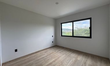 "Casa Nueva con Toque de Distinción  Vive el Lujo en Casa Fuerte con Amenidades Exclusivas, Seguridad Total"