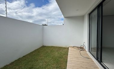"Casa Nueva con Toque de Distinción  Vive el Lujo en Casa Fuerte con Amenidades Exclusivas, Seguridad Total"