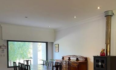 Casa en venta - 3 Dormitorios 3 Baños - 800Mts2 - Miramar