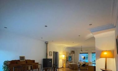 Casa en venta - 3 Dormitorios 3 Baños - 800Mts2 - Miramar