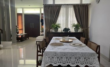 Dijual Rumah Super Cantik Berlokasi Di Cluster Livingstone