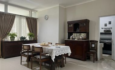 Dijual Rumah Super Cantik Berlokasi Di Cluster Livingstone