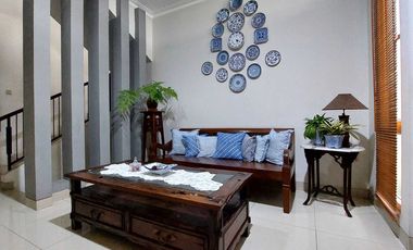 Dijual Rumah Super Cantik Berlokasi Di Cluster Livingstone