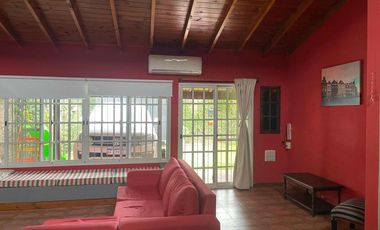 Casa en venta - 3 Dormitorios 2 Baños - 247Mts2 - Pilar