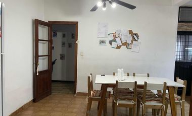 Casa en venta - 3 Dormitorios 2 Baños - 247Mts2 - Pilar