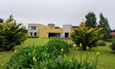 Casa en venta - 6 Dormitorios 6 Baños - 23.900Mts2 - Mar del Plata