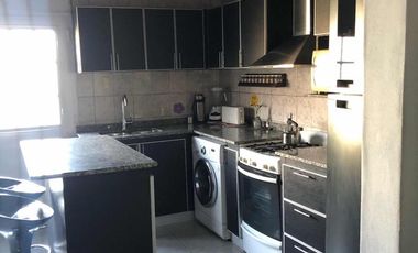 Casa en venta - 4 Dormitorios 2 Baños - 300Mts2 - San Francisco Solano