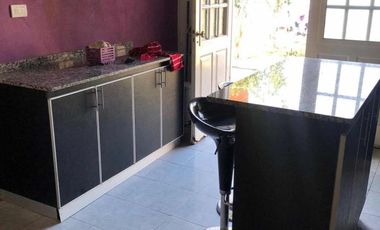 Casa en venta - 4 Dormitorios 2 Baños - 300Mts2 - San Francisco Solano