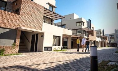 Venta Departamento 2 dormitorios  Granadero Baigorria Complejo Mio