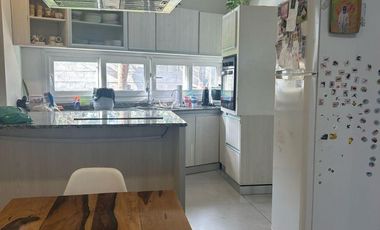 Casa en venta - 4 Dormitorios 4 Baños - 1.400Mts2 - Longchamps