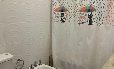 Casa en venta - 4 Dormitorios 4 Baños - 1.400Mts2 - Longchamps