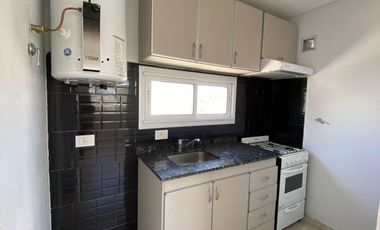 Dos ambientes con cochera en Mar de Ajó