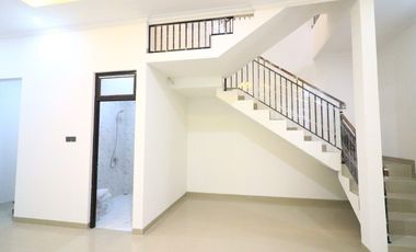 585.Townhouse Premium 2lt Modern Ready Stock di Jatimekar Jatiasih